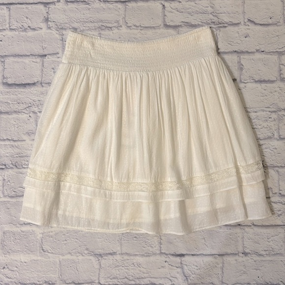 Skies Are Blue Dresses & Skirts - Skies Are Blue White Smocked-Waist Skirt Lace Detail Flowy - Size Large NWT